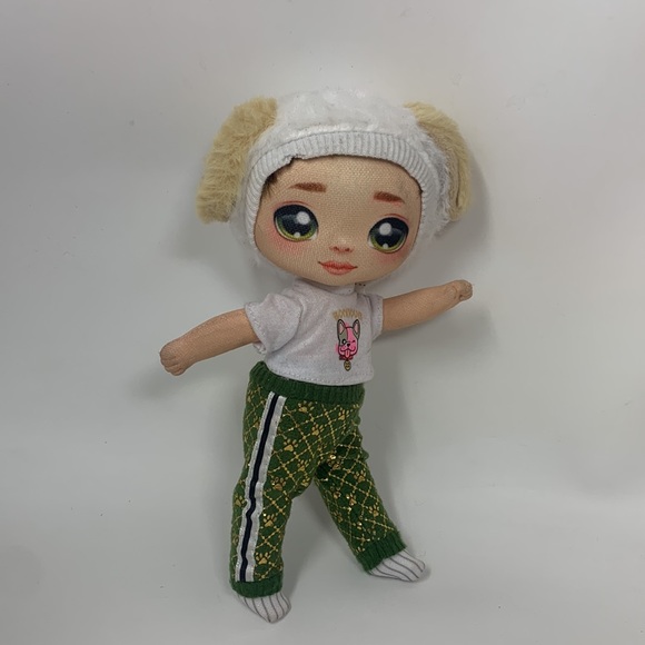 7” used Na! Na! Na! Surprise Doll - Picture 5 of 16